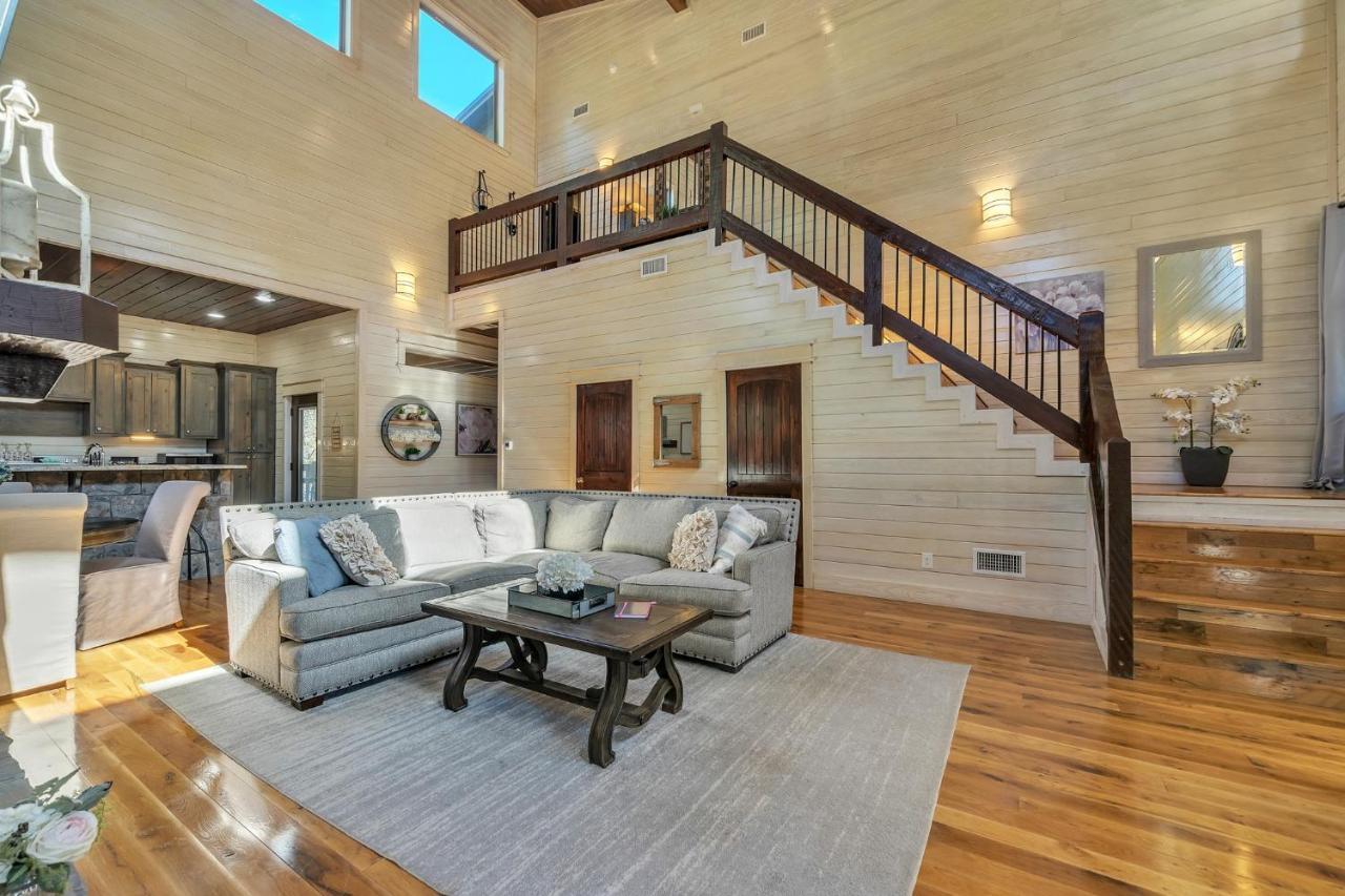 Merlot Mountain - Heated Spa Pool And Hot Tub! Cabin Broken Bow Luaran gambar